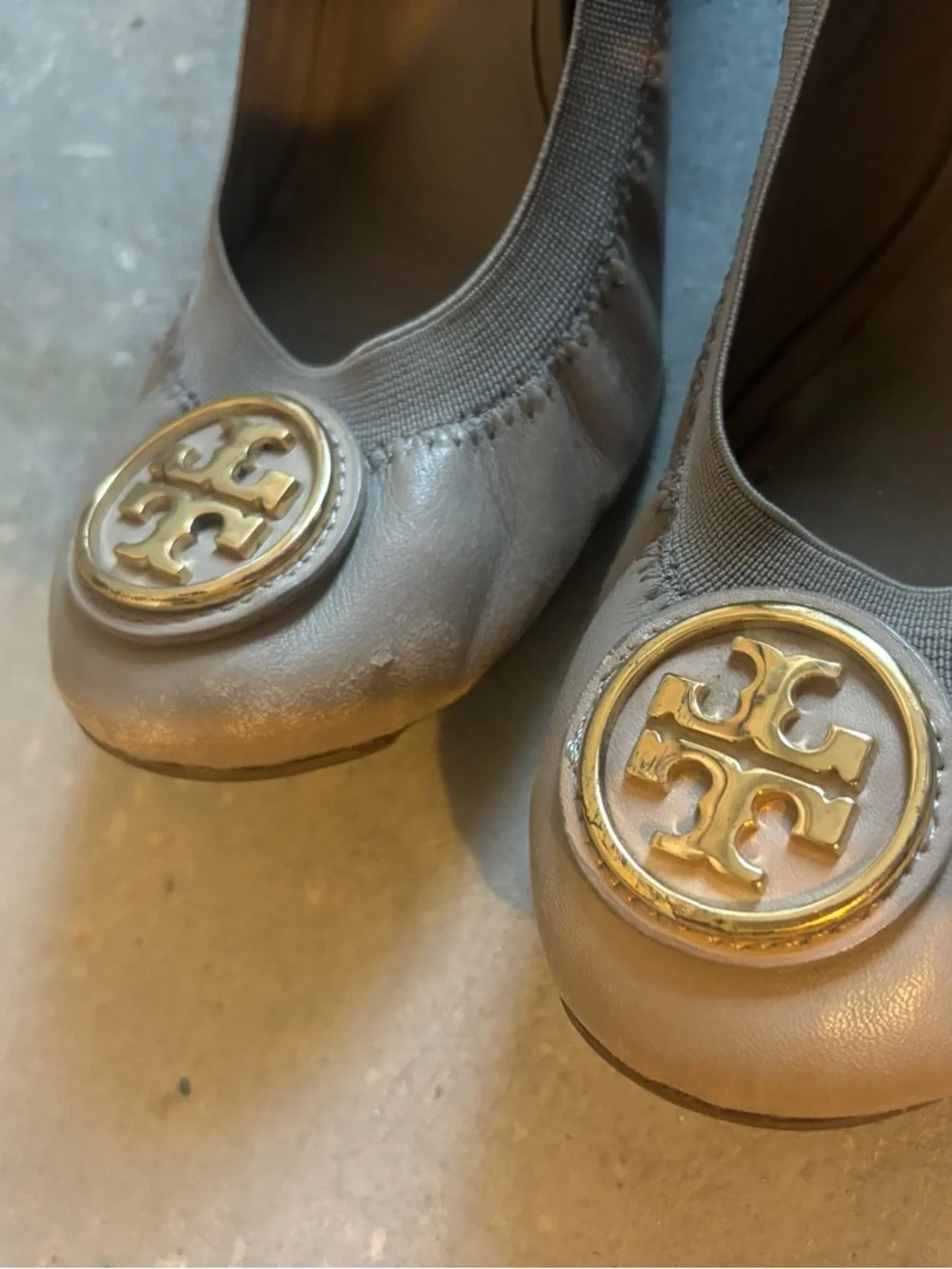 Tory Burch Leather Ballet wedges‎ with Gold Logo